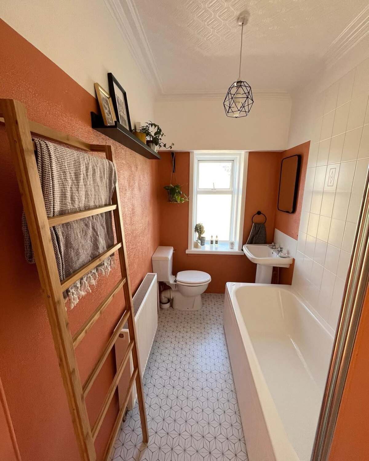 stunning bathroom color combinations 12