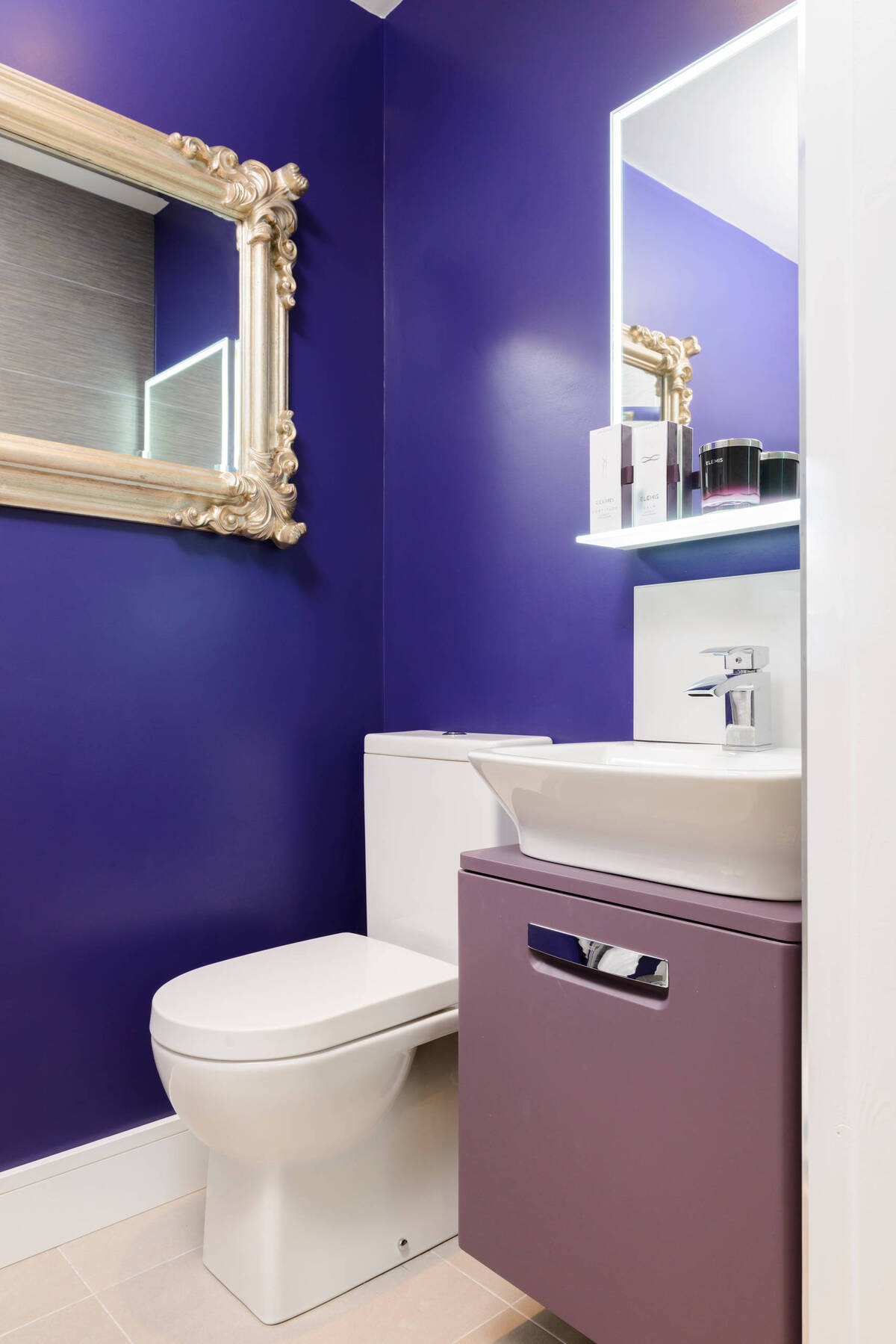 stunning bathroom color combinations 15