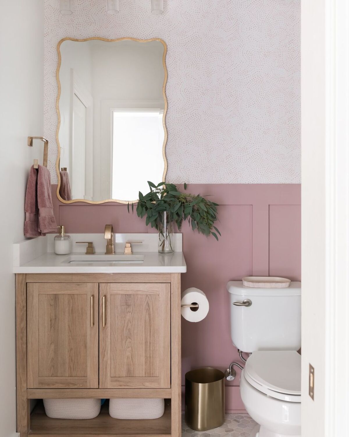 stunning bathroom color combinations 8
