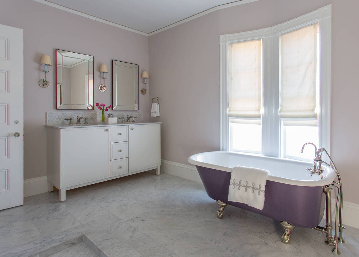 trendiest bathroom colors 23