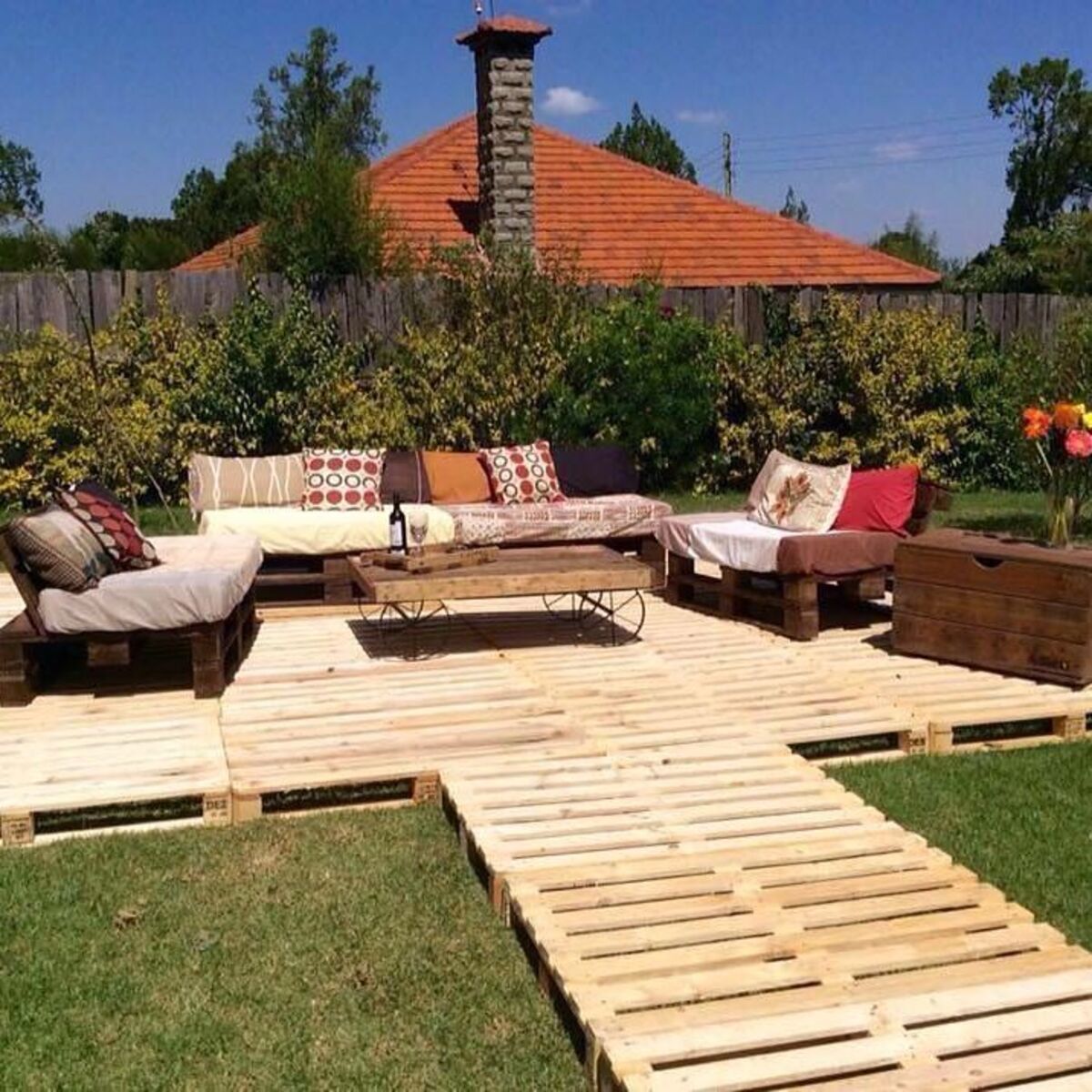 creative pallet patio deck designs 7
