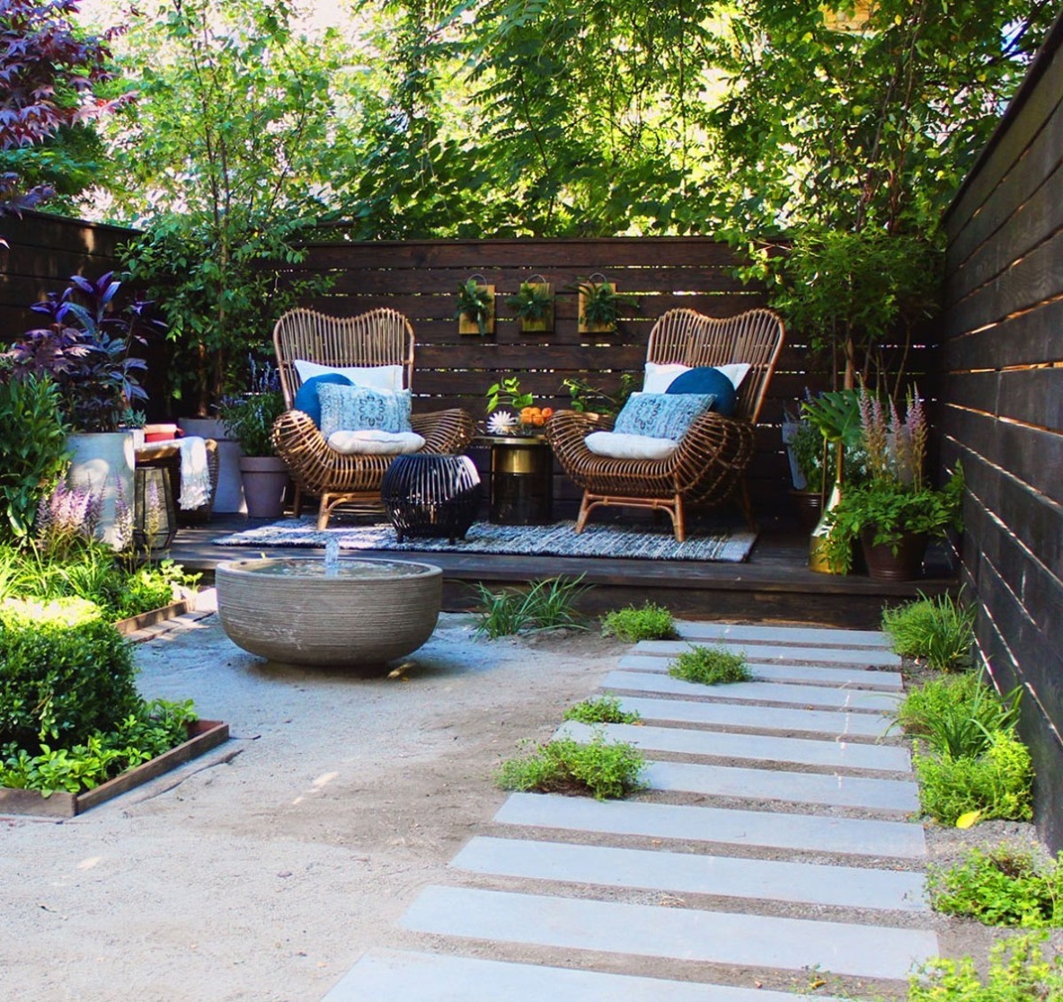 cheap backyard ideas for outdoor space 6