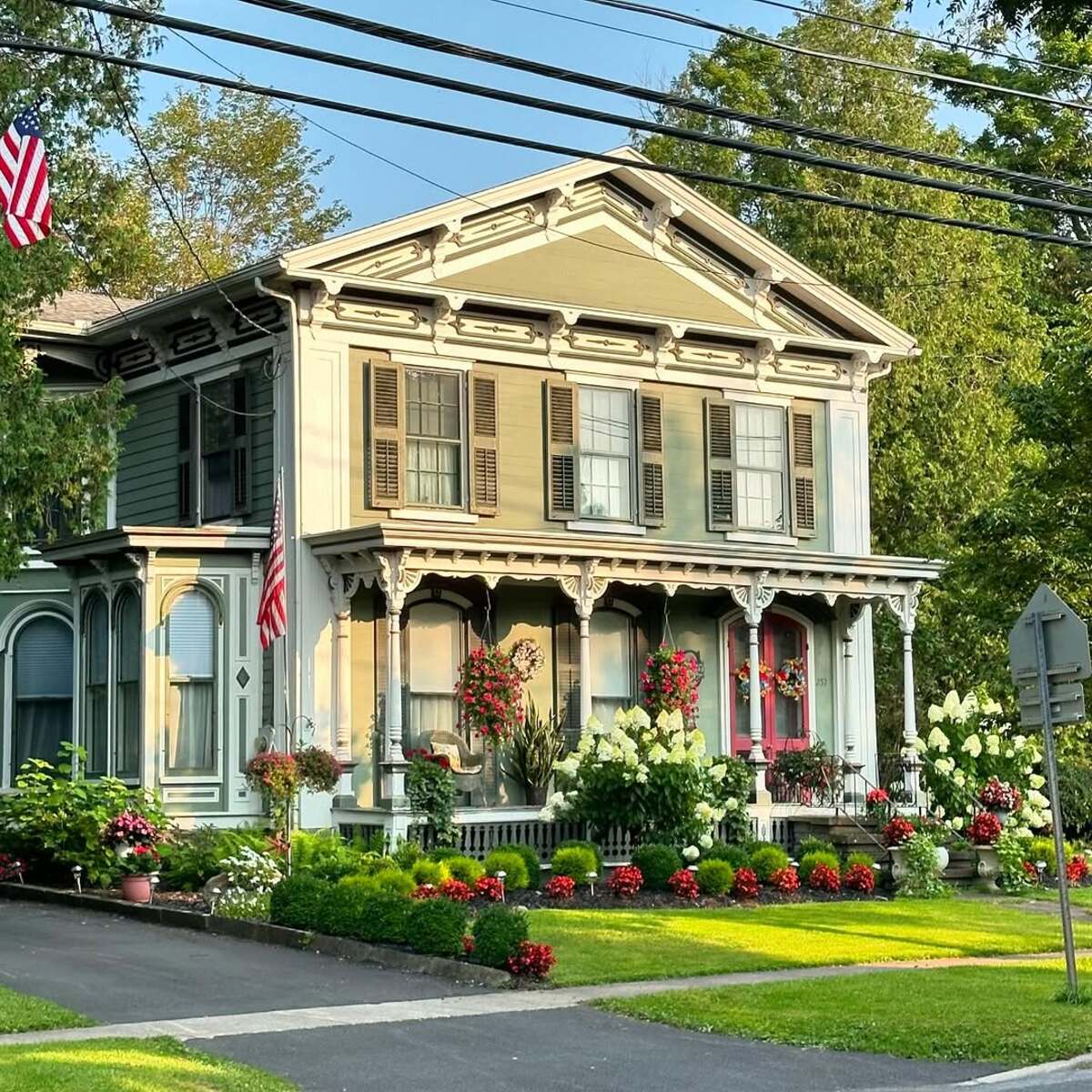 easy ways to boost your home curb appeal instantly 16