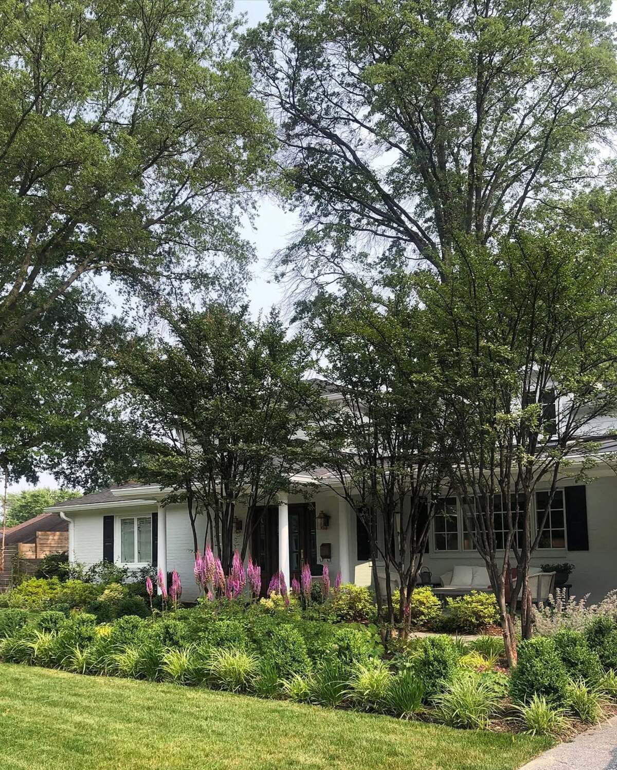 easy ways to boost your home curb appeal instantly 20