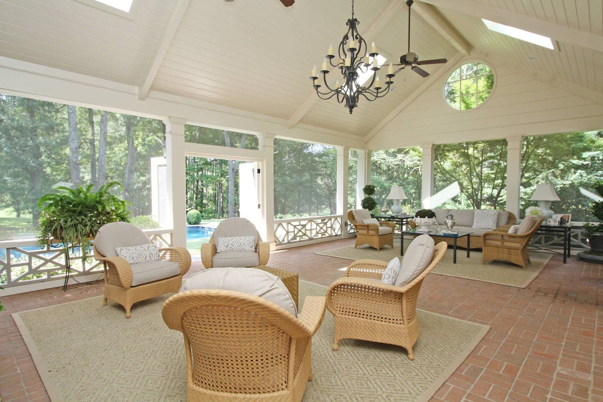 gorgeous screened in patio 21